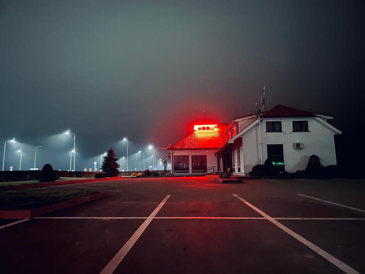 Motel Bransa Telšiai Zewnętrze zdjęcie